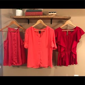 3 medium blouses 👚👚👚 Great condition!
